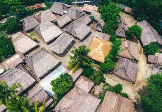 Sade Traditional Village